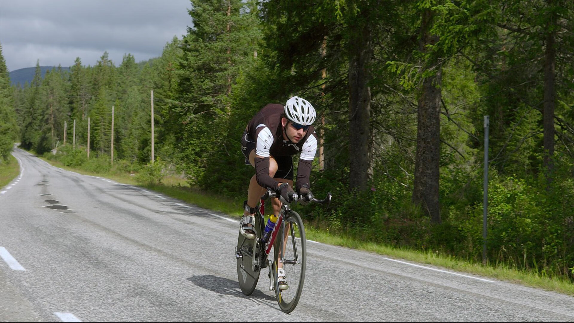 安哥拉带走美国，哈弗茨成为胜负手，当世界足球的版图开始漂移